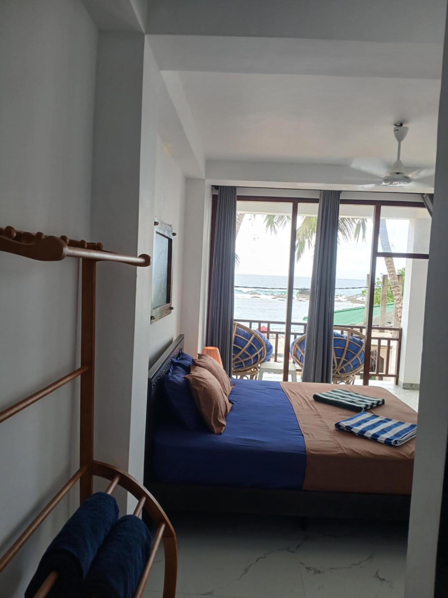 Turtle Beach House Batigama Oda fotoğraf