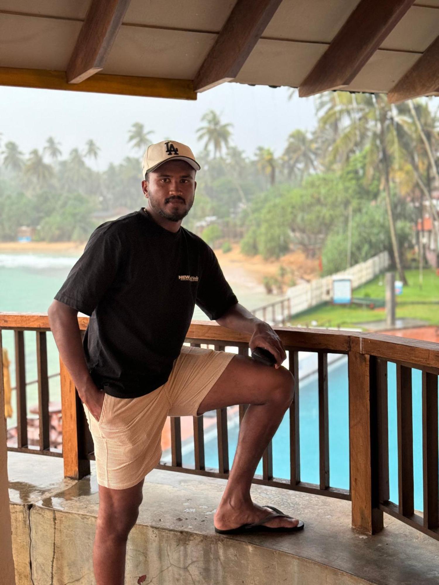 Turtle Beach House Batigama Dış mekan fotoğraf